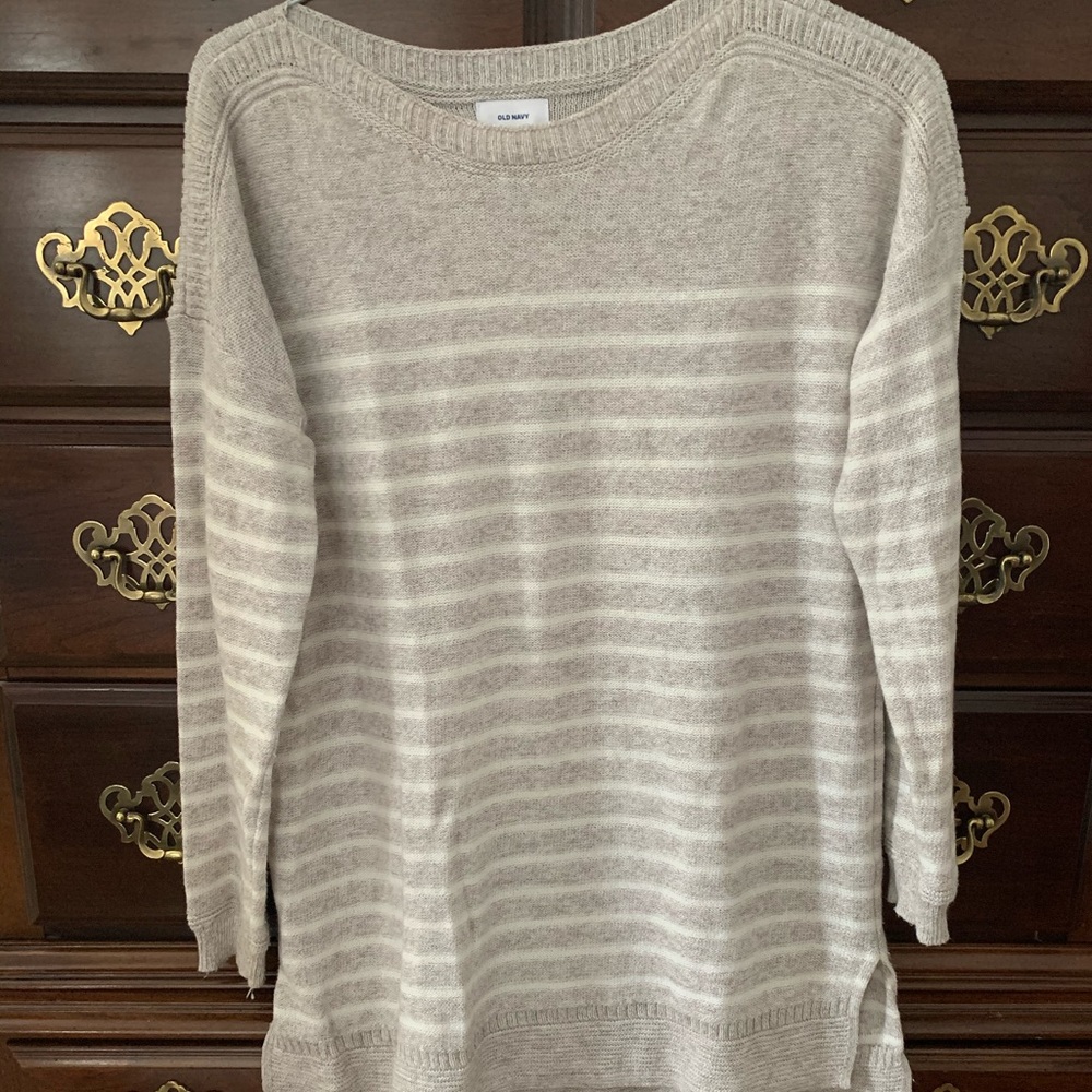 Old Navy Sweater